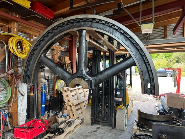 Lifting Flywheel