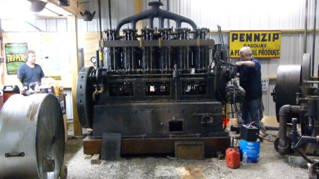 Hall Scott engine