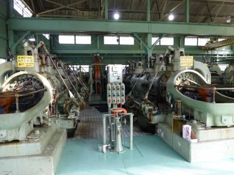 Eccentric Valve Drive Engine