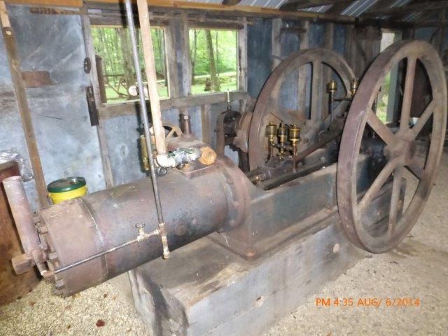 15 hp Two Cycle Engine