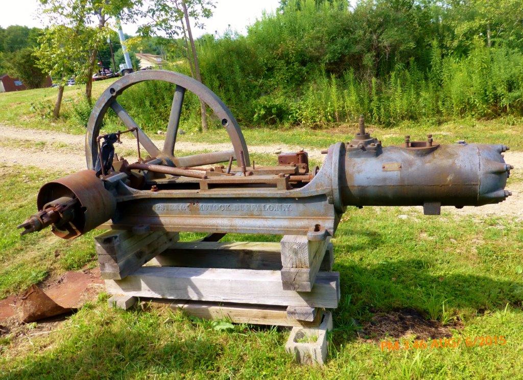 Dempster & Comstock Engine