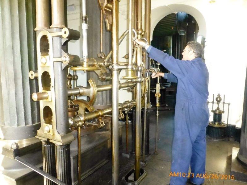 Starting 90-Inch Engine
