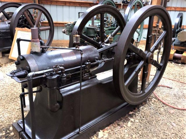 Backus 16 hp Engine